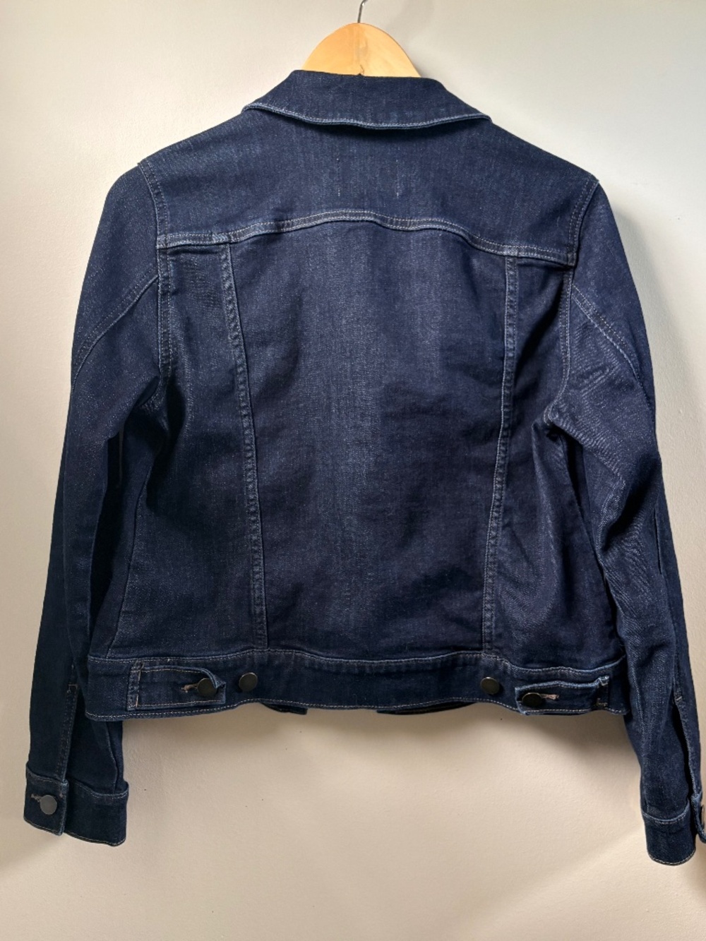 The perfect Dark Blue Jean Jacket - Picture 3 of 8